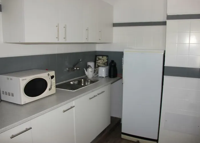 And Pool アパート