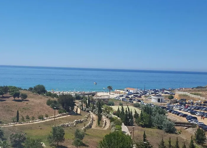 And Pool アパート