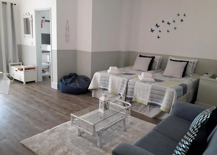 アパート And Pool ラゴス